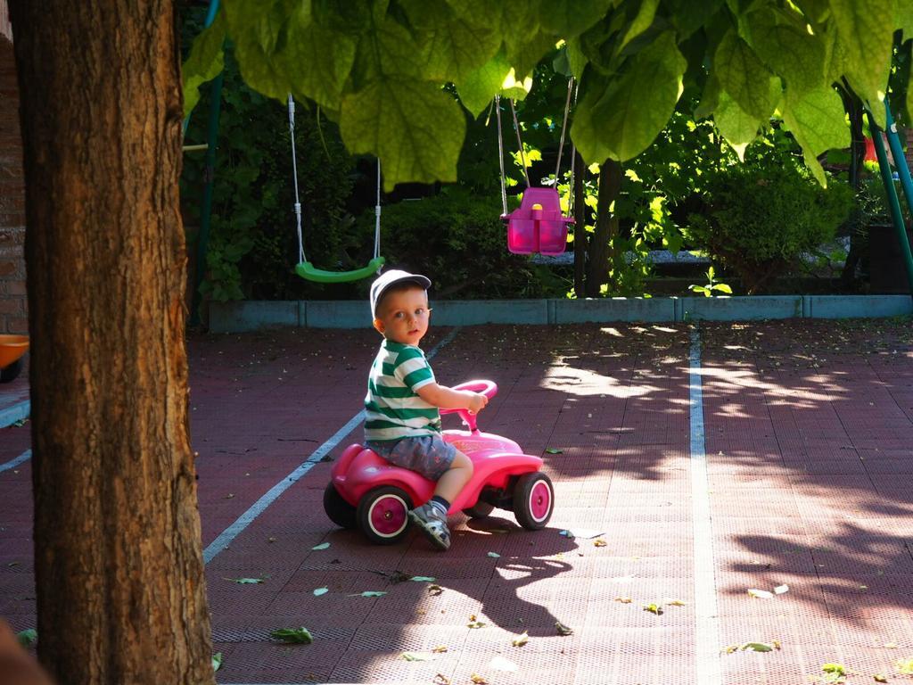 Penzion U Vlku Valtice Luaran gambar